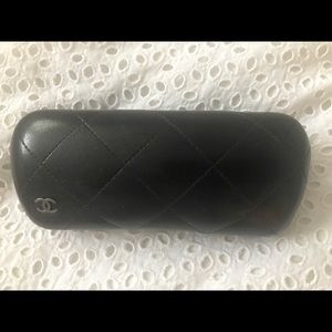 Channel Glasses Case